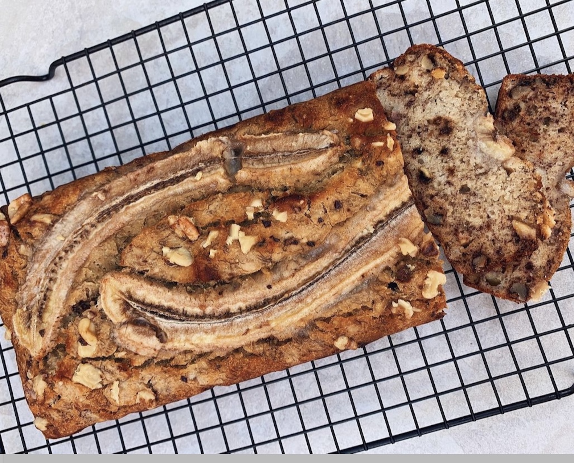 banana walnut bread