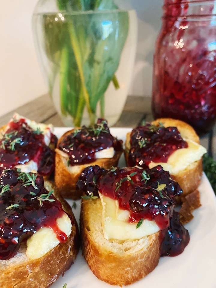 cranberry crostinis